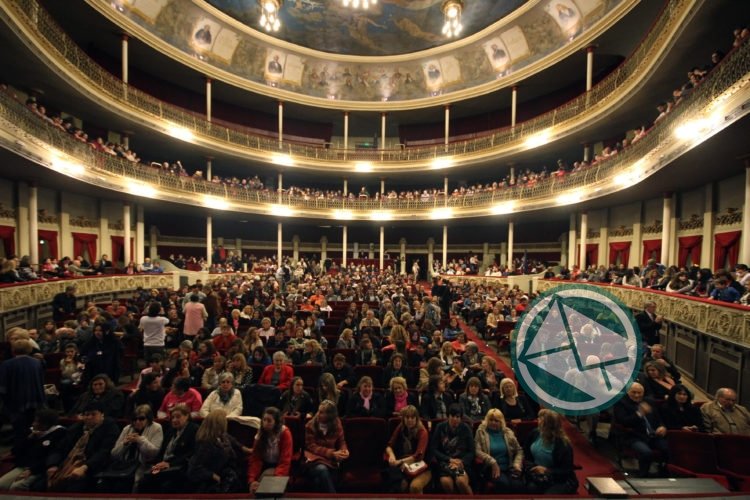 La Plata homenajeará a un centenar de mujeres solidarias