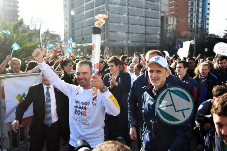 En una colorida e histórica jornada, La Plata recibió la Antorcha Olímpica La Plata recibió la Antorcha Olímpica 13