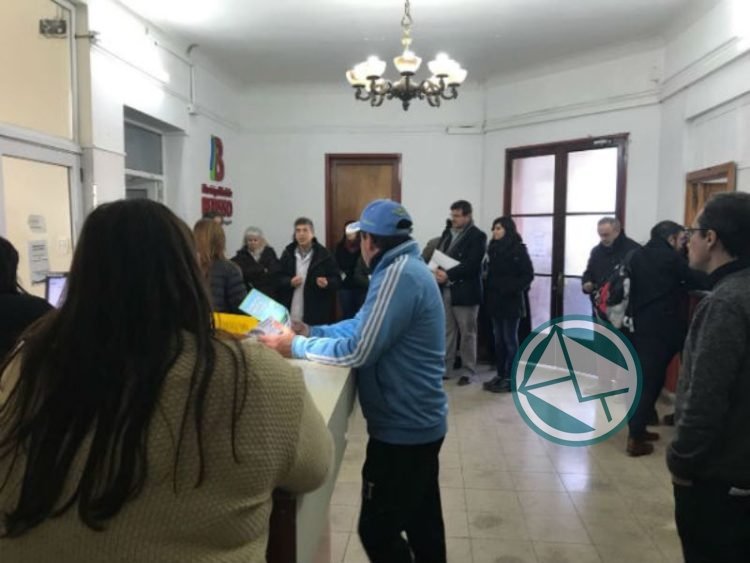 Promoción de ambientes libres de humo en instituciones y áreas de esparcimiento Promoción de ambientes libres de humo en instituciones y áreas de esparcimiento 04