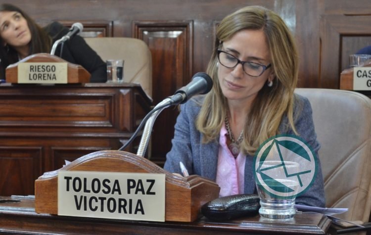 Victoria Tolosa Paz: agreden frente a la impotencia de no tener argumentos