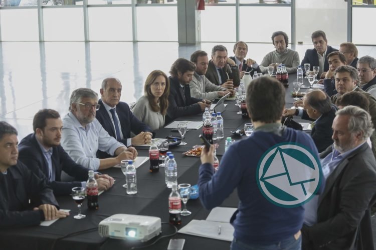 Vidal reunió su Gabinete en Vicente López Vidal reunió su Gabinete en Vicente López