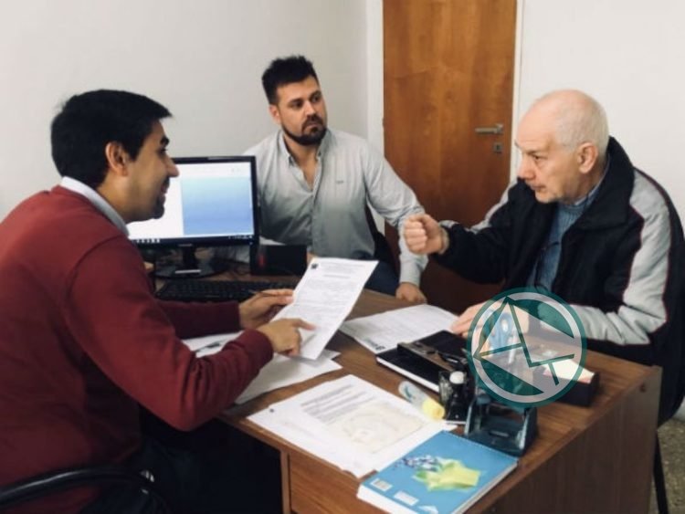 Reunión para coordinar tasas a puestos que se instalen en la Fiesta del Inmigrante