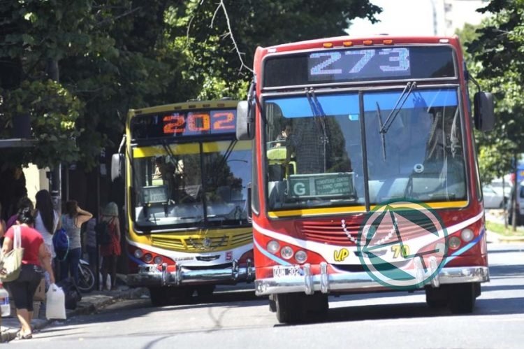 Vuelven a aumentar los colectivos y los trenes