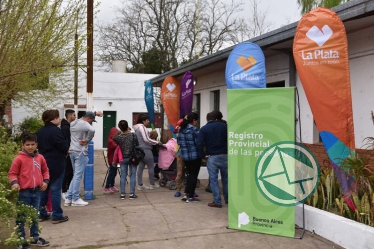 Más de 400 vecinos hicieron trámites y gestiones “En Casa es Mejor”