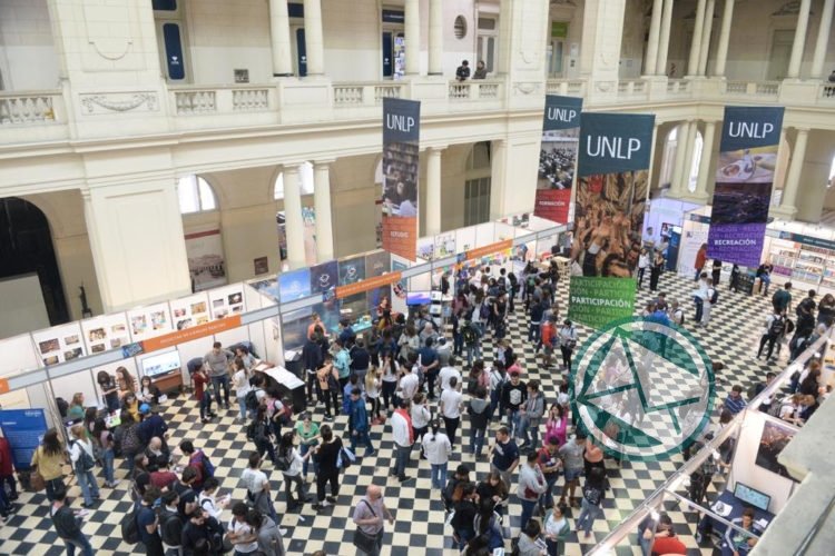 Arrancó la Expo Universidad 2018