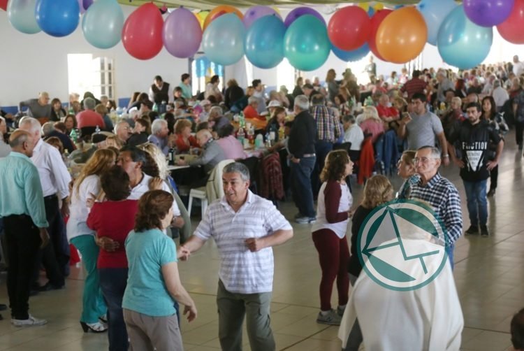 Garro compartíó el Día del Jubilado con abuelos de la ciudad Garro compartíó el Día del Jubilado con abuelos de la ciudad1