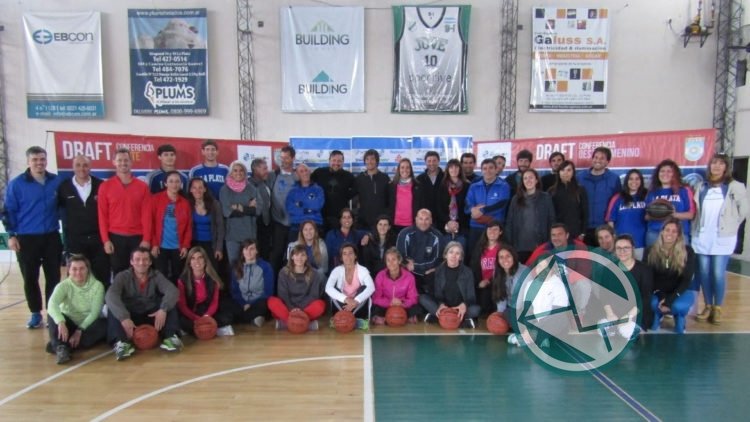 Lanzamiento de Básquet en las Escuelas