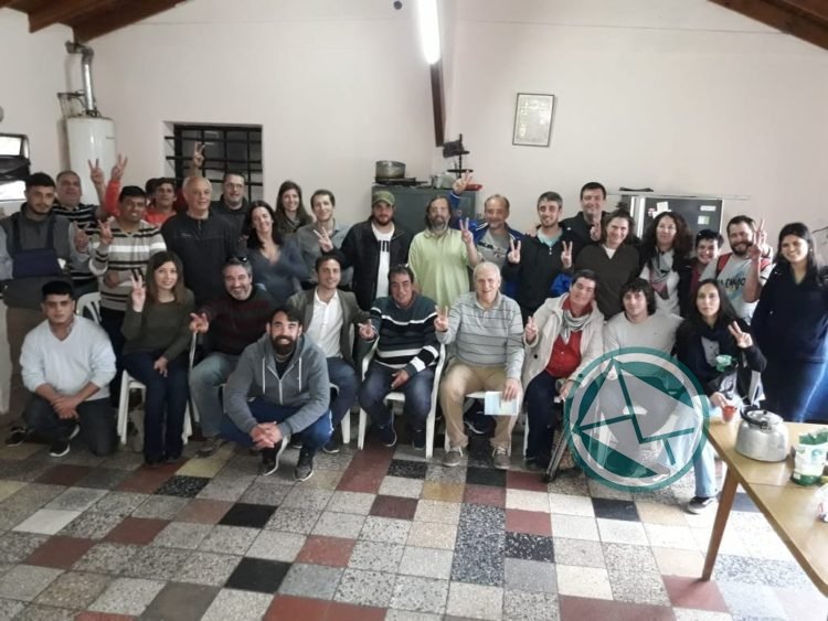 El PJ de La Plata realiza reuniones en los barrios y reclama medidas por la situación social