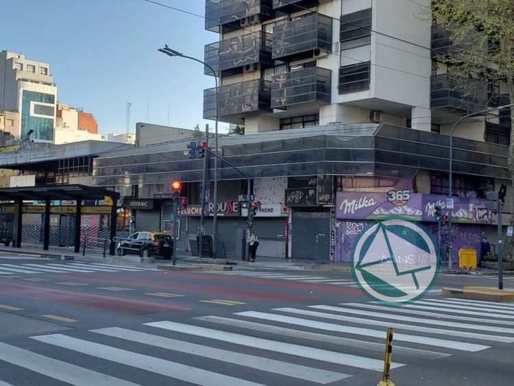 Masiva adhesión al Persianazo PyME