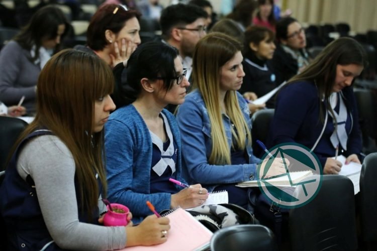Docentes platenses fueron capacitados en reciclado y Eficiencia Energética por el OPDS