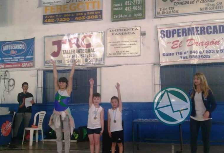 Gimnasia Artística obtuvo podios en un Torneo Regional Escuela Municipal de Gimnasia Artística 04