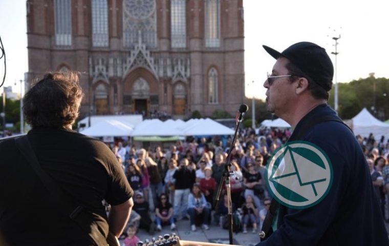 Finalizó la 12° edición de la Fiesta del Alcaucil Platense 04