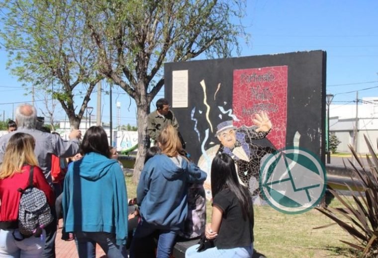 La secundaria 8 de Ensenada recorrió la Ruta de la Memoria 1