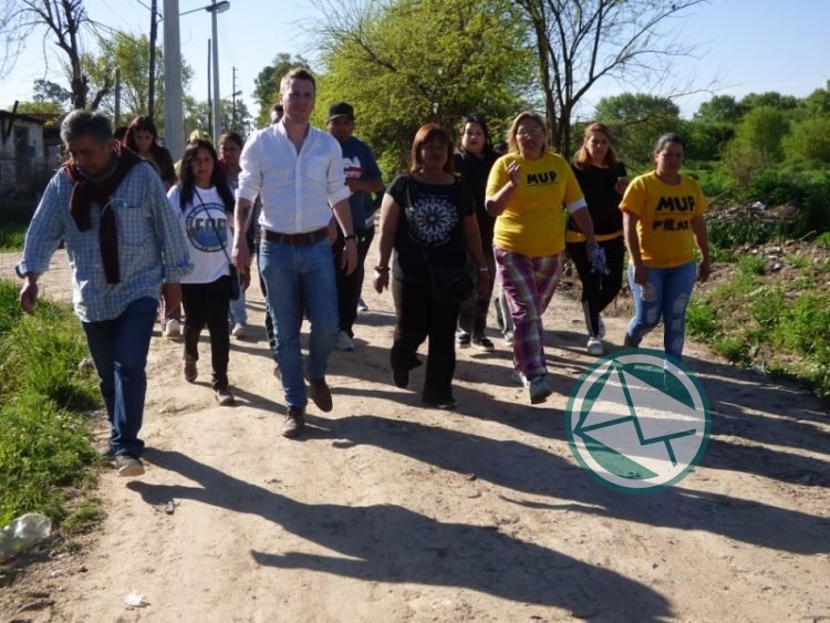 Federico Martelli: “Ante la ausencia de María Eugenia Vidal, los vecinos ponen el hombro a la situación que se vive” Federico Martelli: “Ante la ausencia de María Eugenia Vidal, los vecinos ponen el hombro a la situación que se vive”