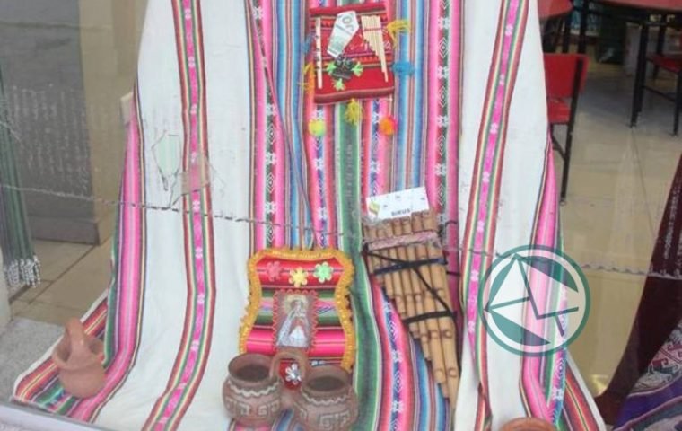 Expo Colectividades en Ensenada: muestra sobre Bolivia muestra sobre Bolivia 7