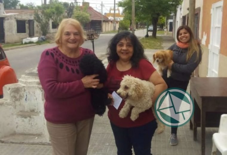 vacunación antirrábica en barrios de La Franja 1