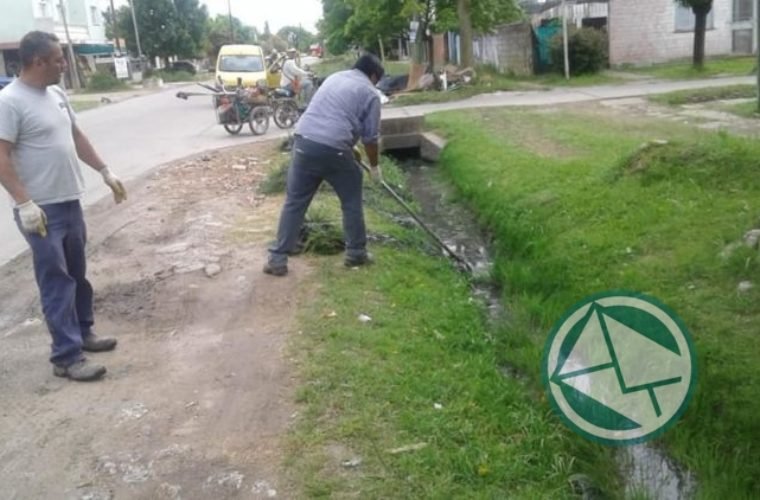 Tareas generales en barrios de la Delegación Zona II Banco Provincia 1