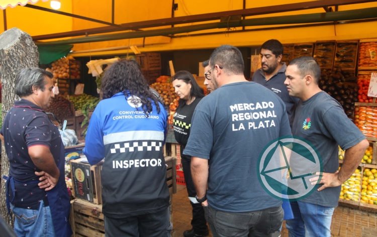 El Mercado Regional de La Plata fiscaliza a verdulerías