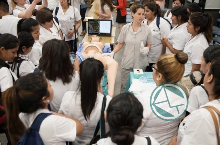 Enfermería, la carrera que eligen 43.000 argentinos 02