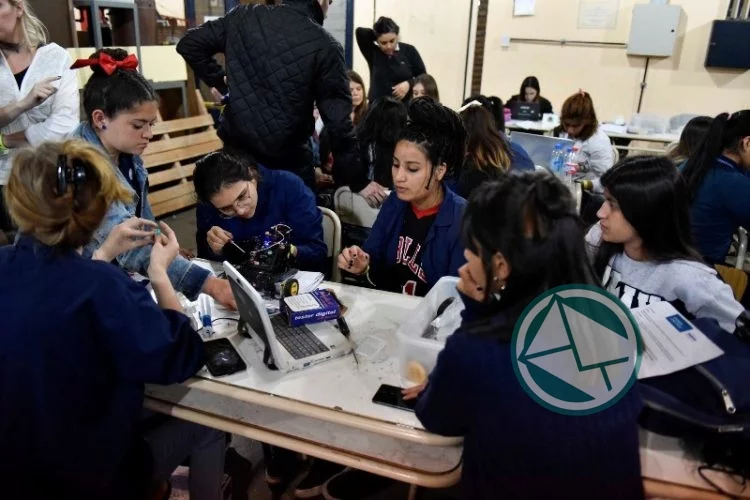 Escuelas técnicas: desigualdades entre varones y mujeres