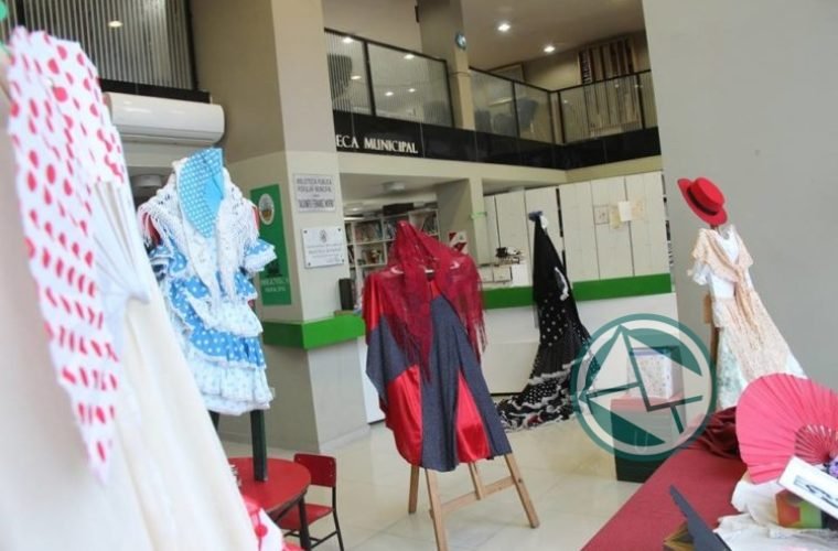 Expo Colectividades en la Biblioteca Municipal 02
