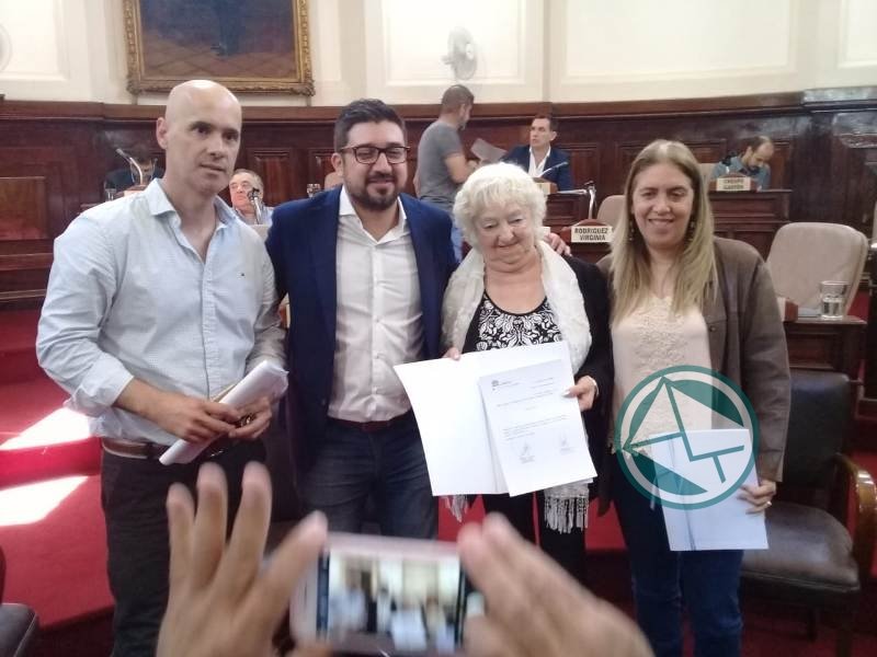 Coro “Edad Dorada”: “Cumplen una función social en el marco de un Estado ausente”
