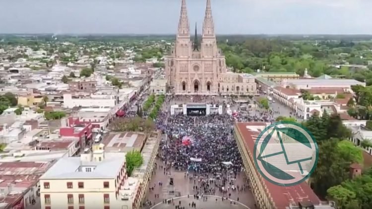 La Iglesia Católica renunciará "gradualmente" al suntuoso aporte económico estatal