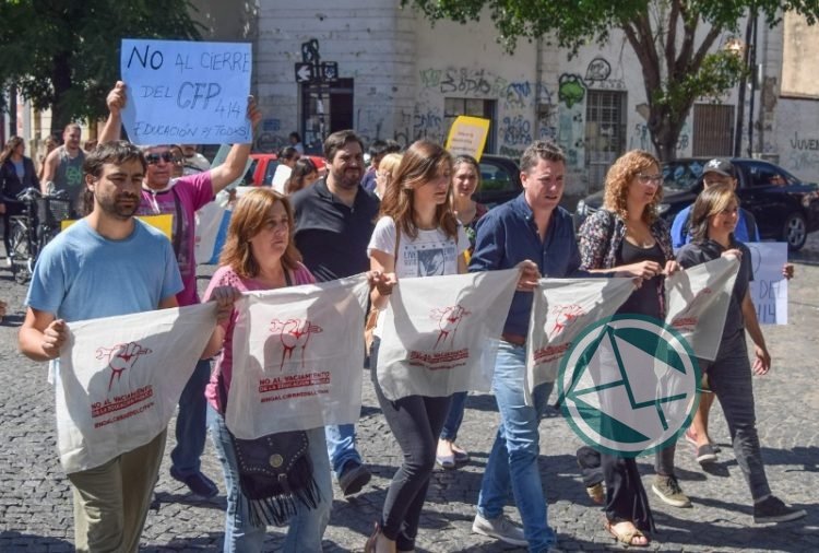 El CFP 414 sigue cerrado y la reunión recién sería el lunes El CFP 414 sigue cerrado y la reunión recién sería el lunes 013