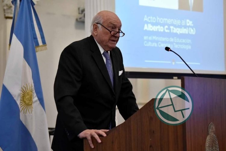 El Gobierno nacional homenajeó al Doctor Taquini, autor del plan que creó catorce universidades