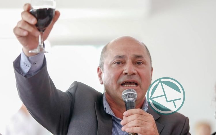 El brindis en Ensenada cargado de las aspiraciones de Secco a su quíntuple elección