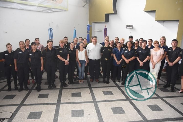 En el 6° aniversario de la Comisaría de la Mujer de Berisso se entregó las llaves de su nueva sede