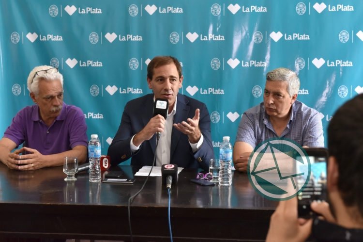 Garro anunció medidas sociales y oficializó la entrega de un bono de fin de año