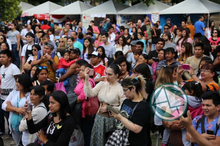 Las colectividades de La Plata despiden el año con una fiesta en Plaza Moreno