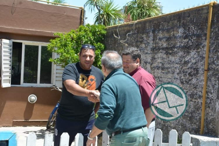 Se ejecutan obras de pavimentación sobre una cuadra de la calle 165 de Berisso 1