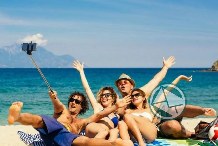 Vacaciones a la moda: ¿cómo se muestran los argentinos en las redes sociales?