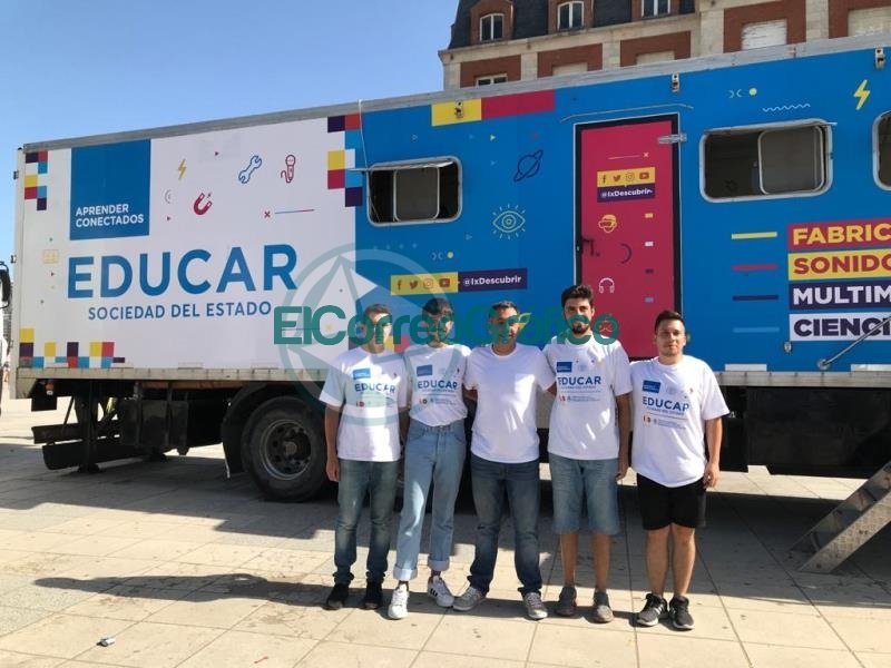 Educación, Cultura, Ciencia y Tecnología en la playa
