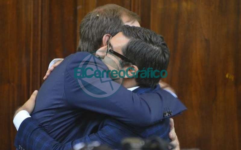 Garro apartó a Ponce del Concejo Deliberante para que se aboque a la campaña