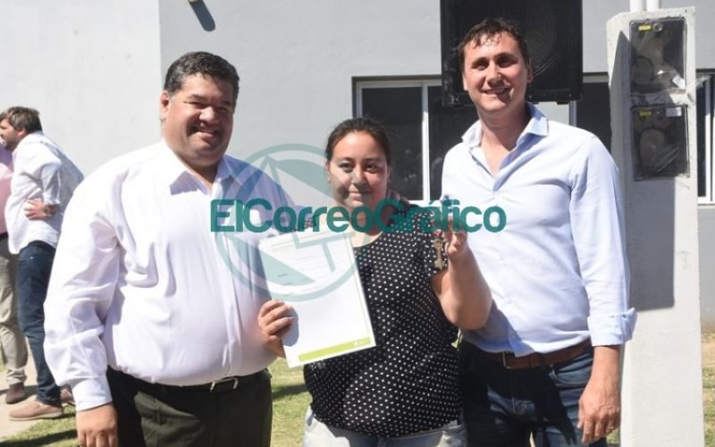 Las últimas 61 viviendas del Barrio Villa Progreso fueron entregadas Las últimas 61 viviendas del Barrio Villa Progreso fueron entregadas 03