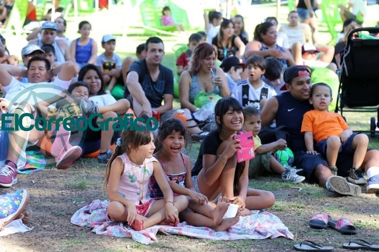 Más de 10 mil personas ya disfrutaron de las propuestas "Verano en la Repu" Más de 10 mil personas ya disfrutaron de las propuestas "Verano en la Repu"
