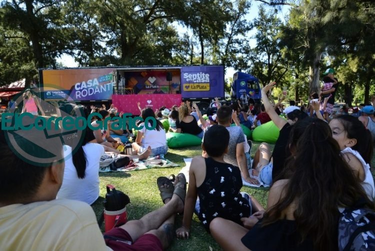 Más de 10 mil personas ya disfrutaron de las propuestas "Verano en la Repu" Más de 10 mil personas ya disfrutaron de las propuestas "Verano en la Repu"
