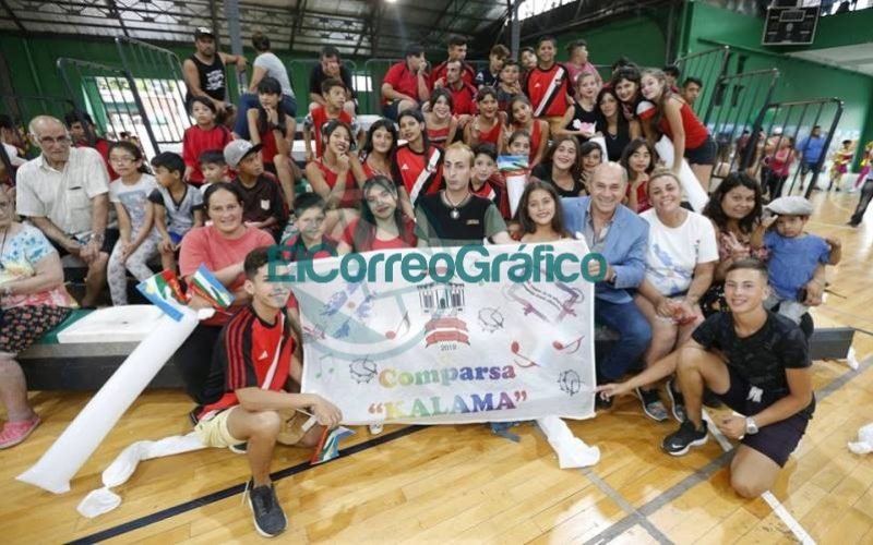 ayuda-economica-a-comparsas-de-ensenada-para-llevar-adelante-el-carnaval-de-la-region 6