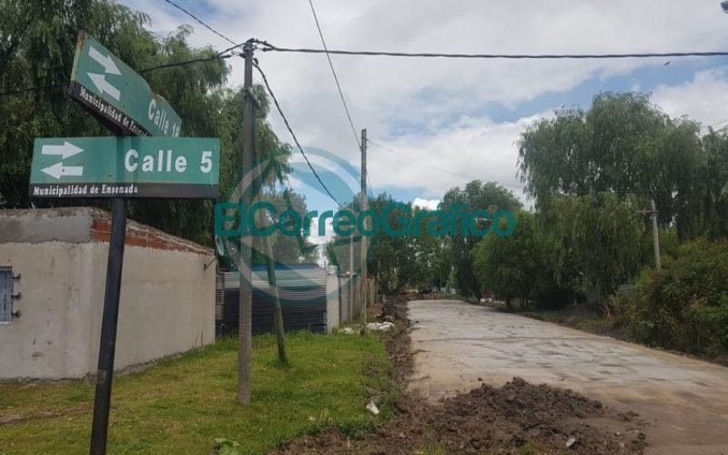 hormigonando en la calle 16 entre 5 y 7 de Punta Lara 03