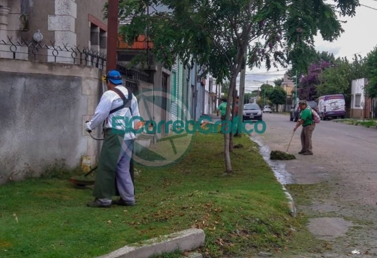 Cooperativas ensenadenses prestan servicios en todos los barrios Cooperativitas ensenadenses prestan servicios en todos los barrios 06