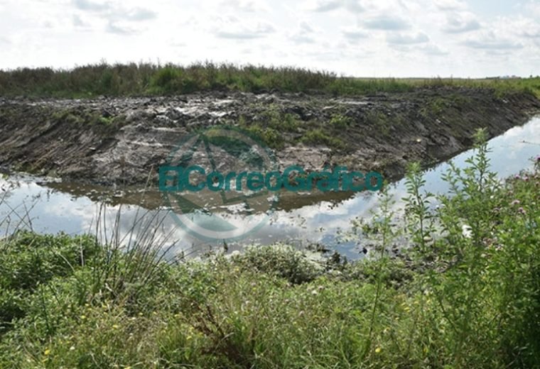 Perfilados de canales en bario El Carmen 02