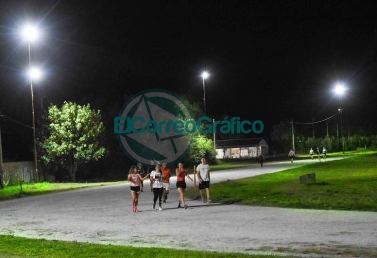 Renovación de la iluminación de la Pista de Atletismo Olmi Figueira 3