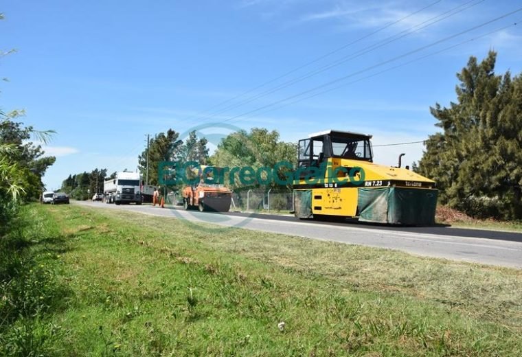 Trabajos de bacheos sobre Ruta 15 desde calle 52 hasta el Camino Real 04