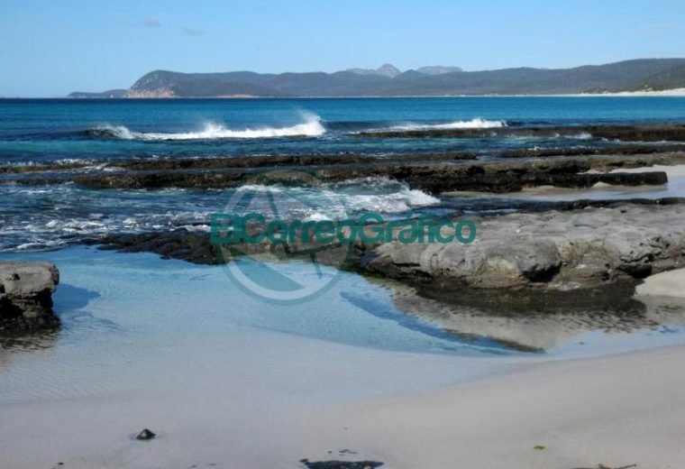 Coles Bay, Tasmania, Australia 1