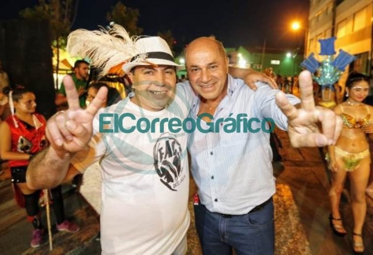 Con unos cientos de espectadores concluyó el Carnaval de la Región en Ensenada 01