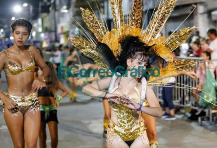 Con unos cientos de espectadores concluyó el Carnaval de la Región en Ensenada 04