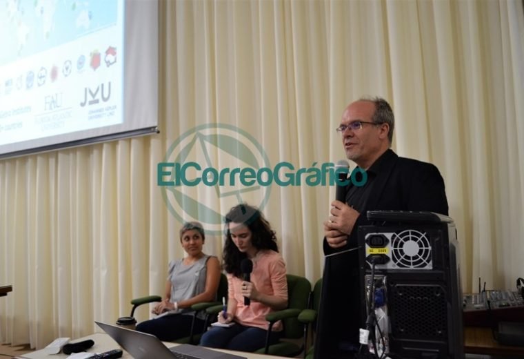 Disertación de Zsolt Lavicza en Ingeniería